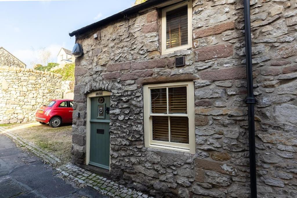 Fryers Cottage - Beautiful 2 Bedroom Town & Country Cottage On Edge Of Peak District Wirksworth Buitenkant foto